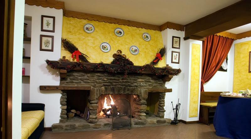 Hotel Ski Club I Cavalieri Rta Colle Colle Sestriere Dış mekan fotoğraf